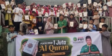 Berantas Buta Huruf Al-Qur’an, Pemuda PUI Bandung Barat Tebar 1 Juta Mushaf Qur’an di KBB