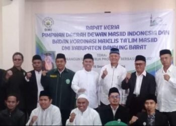 Ust. Julhayadi Arya Puntara Resmi Dikukuhkan sebagai Ketua DMI Kecamatan Parongpong