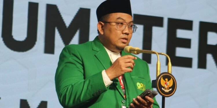 Selamat! Ketum DPP PUI diangkat Jadi Komisaris PT Kereta Api Indonesia